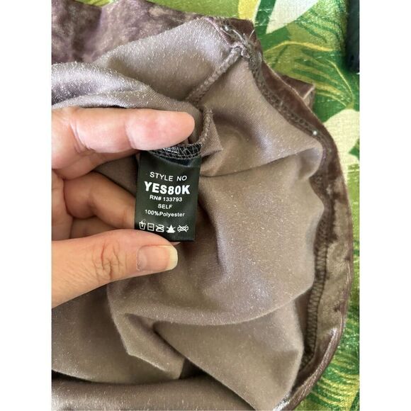 POL short sleeve v neck crushed velvet mauve t shirt size medium - Picture 3 of 11